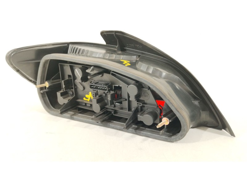 Recambio de piloto trasero derecho para peugeot 406 (8b) 2.1 td 12v referencia OEM IAM 6351E8  