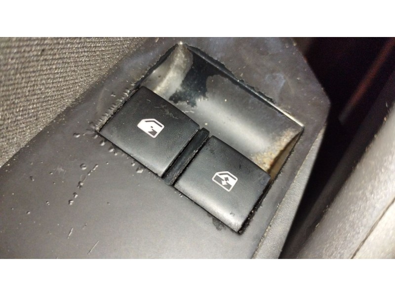 Recambio de mando elevalunas delantero izquierdo para opel astra j (p10) 1.4 (68) referencia OEM IAM   