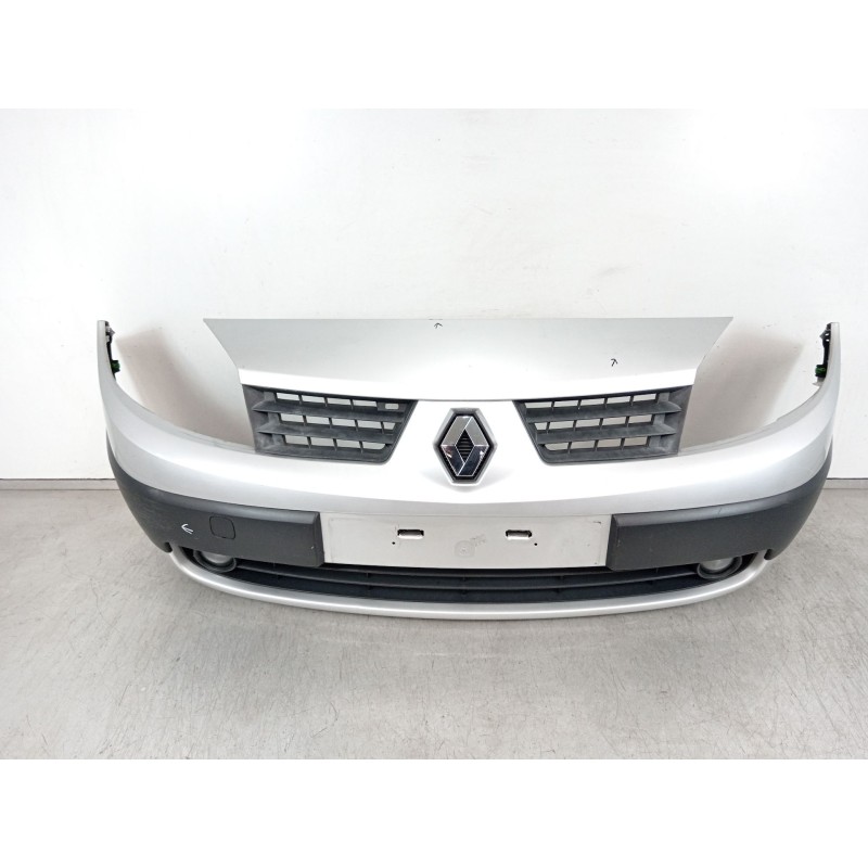 Recambio de paragolpes delantero para renault scénic ii (jm0/1_) 1.5 dci (jm1e, jm16) referencia OEM IAM 8200139528  