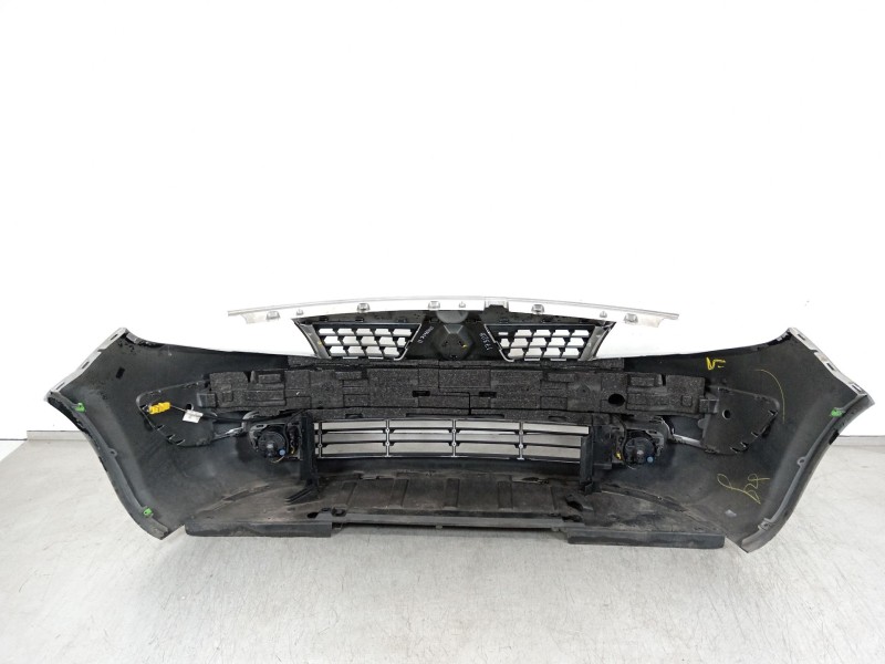 Recambio de paragolpes delantero para renault scénic ii (jm0/1_) 1.5 dci (jm1e, jm16) referencia OEM IAM 8200139528  