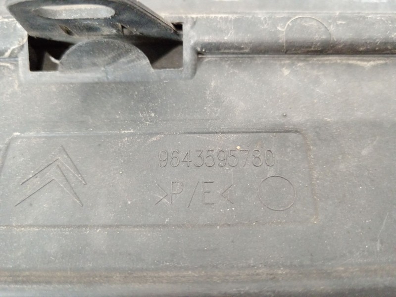 Recambio de paragolpes trasero para citroën c2 (jm_) 1.6 referencia OEM IAM 9643595780  
