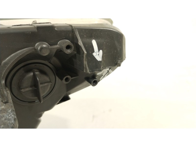 Recambio de faro derecho para peugeot 308 i (4a_, 4c_) 1.6 hdi referencia OEM IAM 9674039780  
