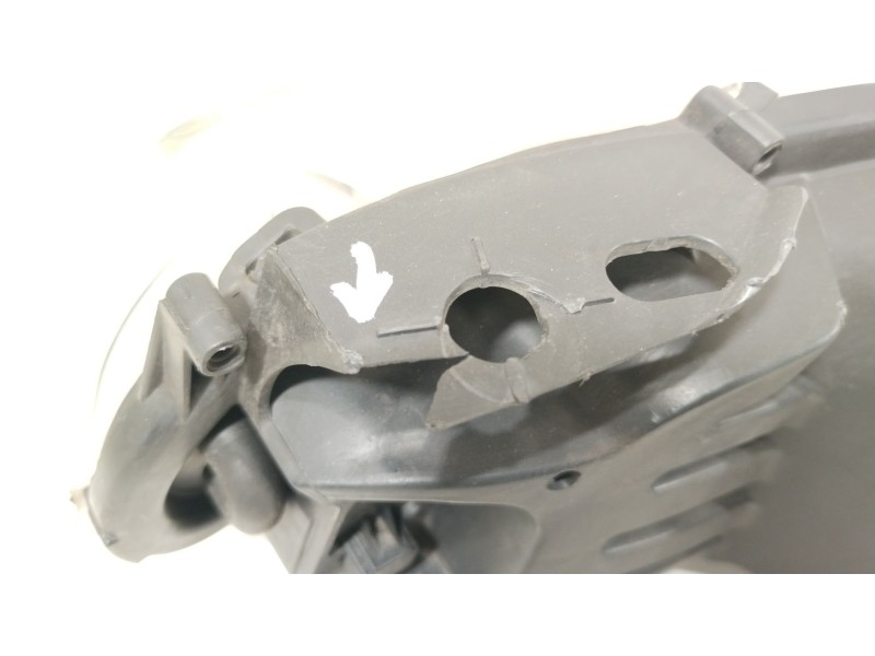 Recambio de faro derecho para peugeot 308 i (4a_, 4c_) 1.6 hdi referencia OEM IAM 9674039780  