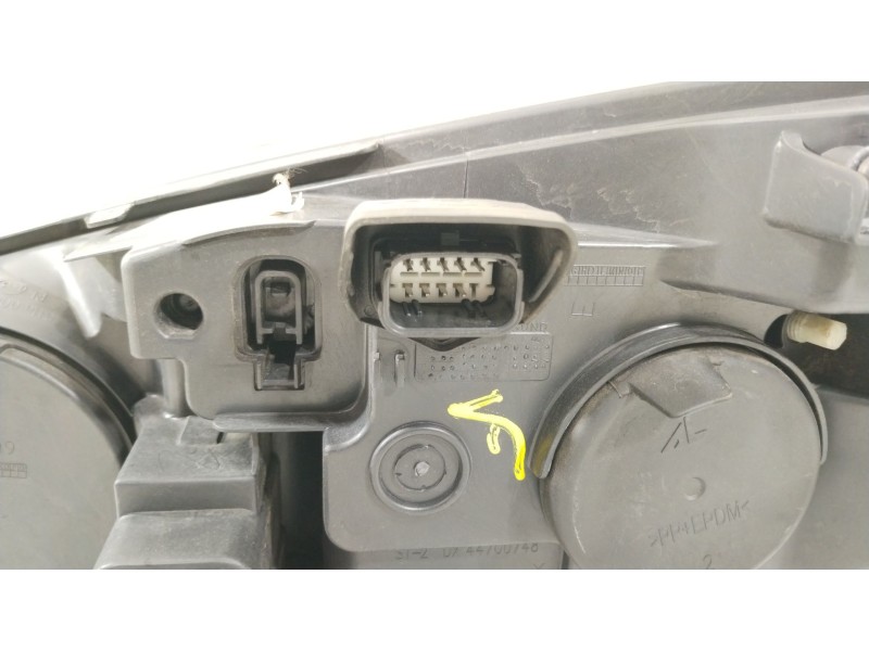 Recambio de faro derecho para peugeot 308 i (4a_, 4c_) 1.6 hdi referencia OEM IAM 9674039780  