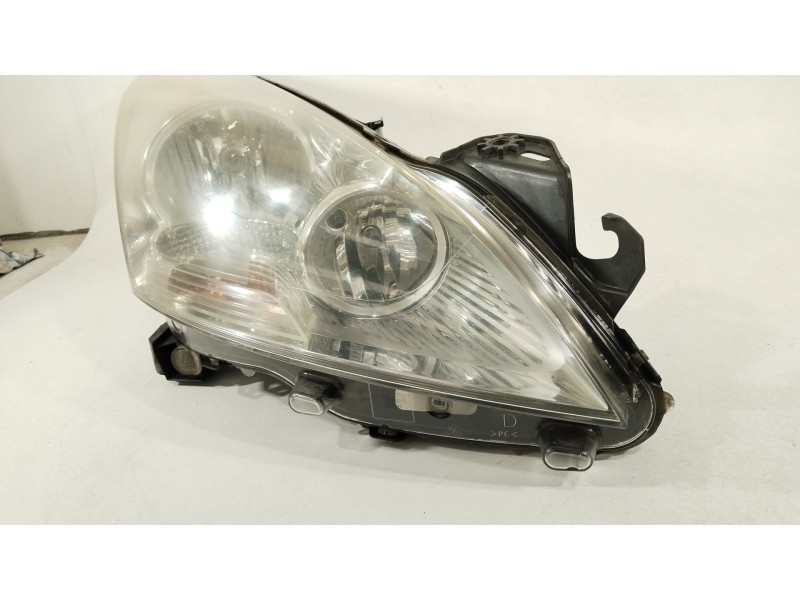 Recambio de faro derecho para peugeot 5008 (0u_, 0e_) 1.6 hdi referencia OEM IAM 9682519080 89903105 