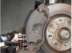 Recambio de pinza freno delantera izquierda para citroën c3 ii (sc_) 1.2 vti 82 referencia OEM IAM   