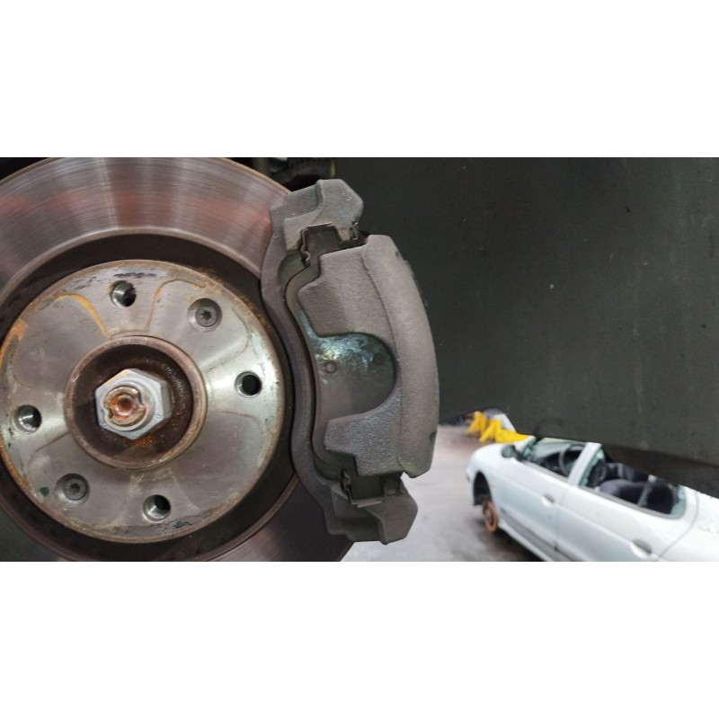Recambio de pinza freno delantera derecha para citroën c3 ii (sc_) 1.4 vti 95 referencia OEM IAM   