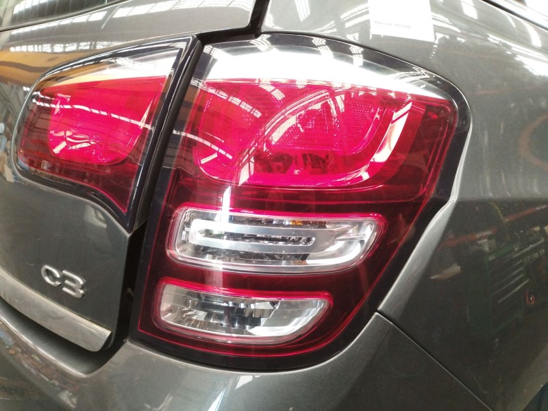 Recambio de piloto trasero derecho para citroën c3 ii (sc_) 1.2 vti 82 referencia OEM IAM   