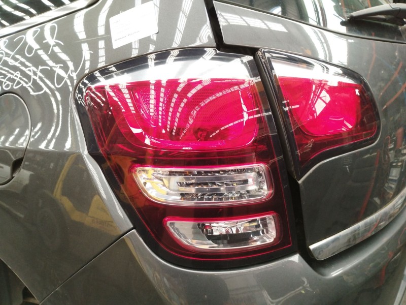 Recambio de piloto trasero izquierdo para citroën c3 ii (sc_) 1.2 vti 82 referencia OEM IAM   