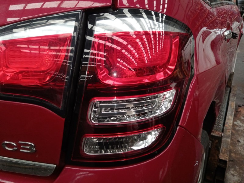 Recambio de piloto trasero derecho para citroën c3 ii (sc_) 1.2 thp 110 referencia OEM IAM   