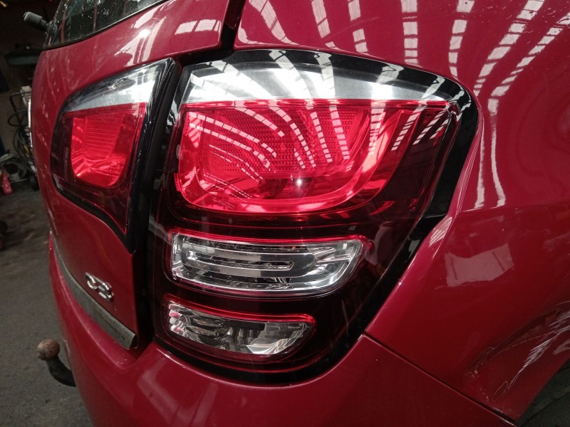 Recambio de piloto trasero derecho para citroën c3 ii (sc_) 1.2 thp 110 referencia OEM IAM   
