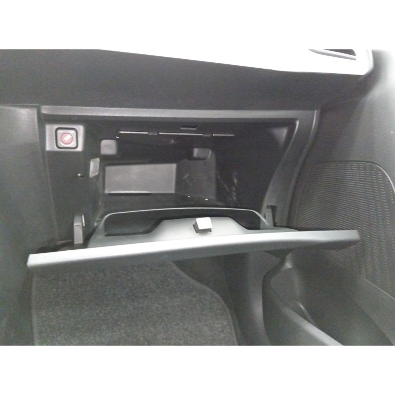Recambio de guantera para citroën c3 ii (sc_) 1.4 hdi 70 (sc8hzc, sc8hr0, sc8hp4) referencia OEM IAM   
