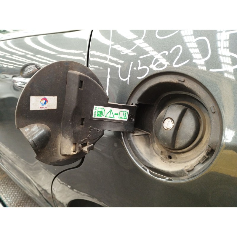 Recambio de tapa exterior combustible para citroën c3 ii (sc_) 1.2 vti 82 referencia OEM IAM   