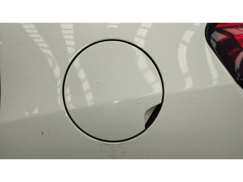 Recambio de tapa exterior combustible para citroën c3 ii (sc_) 1.4 vti 95 referencia OEM IAM   