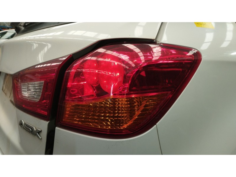 Recambio de piloto trasero derecho para mitsubishi asx (ga_w_) 1.6 mivec (ga1w) referencia OEM IAM 8330A690  