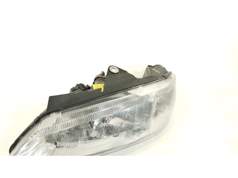 Recambio de faro izquierdo para peugeot 406 (8b) 2.1 td 12v referencia OEM IAM 6204N0 0301037021 