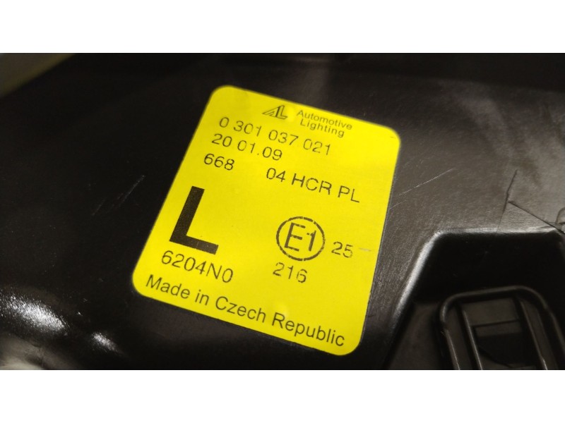 Recambio de faro izquierdo para peugeot 406 (8b) 2.1 td 12v referencia OEM IAM 6204N0 0301037021 