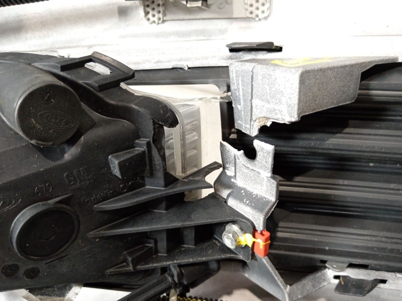 Recambio de paragolpes delantero para opel insignia a (g09) 2.0 cdti (68) referencia OEM IAM 551004542  