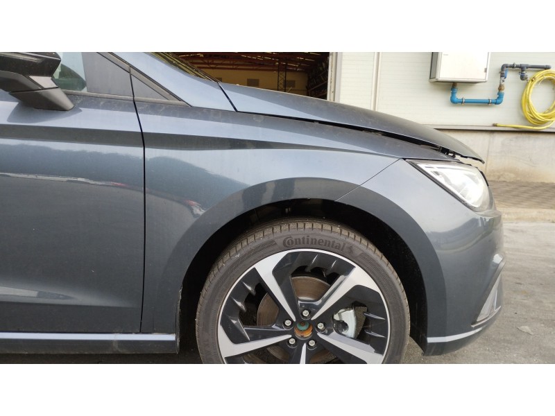 Recambio de aleta delantera derecha para seat ibiza (kj1) fr ib referencia OEM IAM   