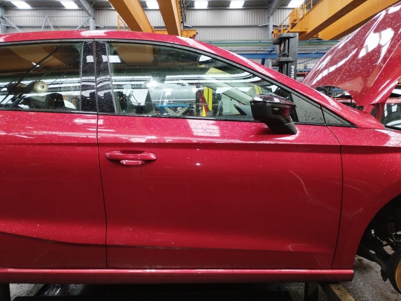 Recambio de puerta delantera derecha para seat ibiza v (kj1, kjg) 1.0 tsi referencia OEM IAM   