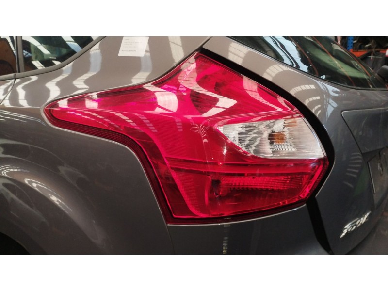 Recambio de piloto trasero izquierdo para ford focus iii sedán 1.0 ecoboost referencia OEM IAM   