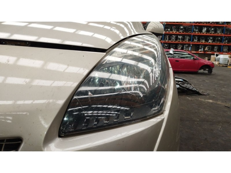 Recambio de faro izquierdo para renault grand scénic iii (jz0/1_) 1.9 dci referencia OEM IAM   