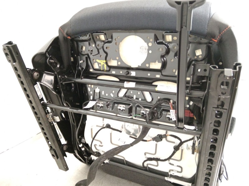 Recambio de asiento delantero derecho para seat ibiza (kj1) fr ib referencia OEM IAM 2Q4881106H  