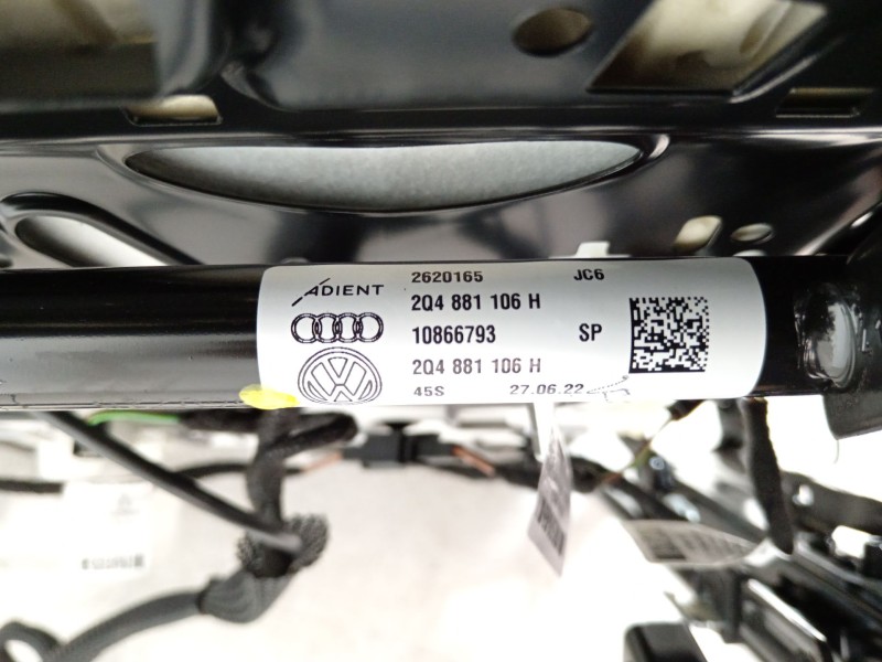 Recambio de asiento delantero derecho para seat ibiza (kj1) fr ib referencia OEM IAM 2Q4881106H  