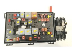 Recambio de caja reles / fusibles para opel astra j (p10) 1.4 (68) referencia OEM IAM 13343980   2