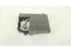 Recambio de caja reles / fusibles para opel astra j (p10) 1.4 (68) referencia OEM IAM 13302305 365927271 