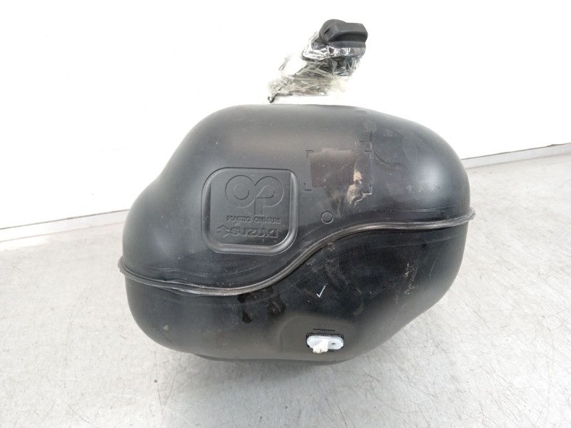 Recambio de deposito combustible para suzuki jimny todo terreno, cerrada (a6g) 1.5 allgrip referencia OEM IAM 8910177R00  