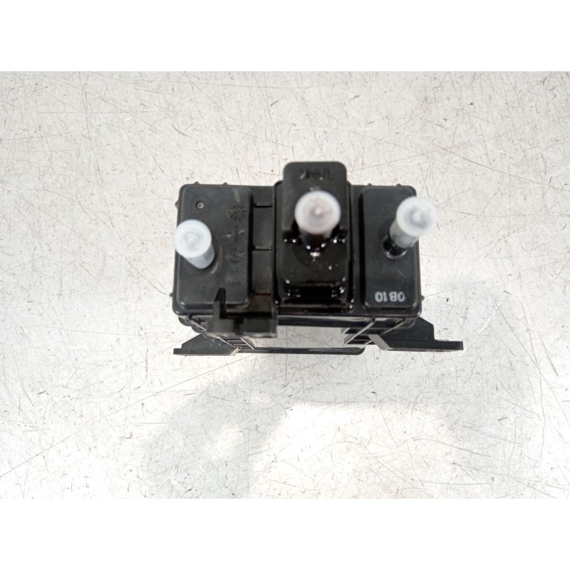 Recambio de filtro carbono activo para suzuki jimny todo terreno, cerrada (a6g) 1.5 allgrip referencia OEM IAM 1856077R00000  