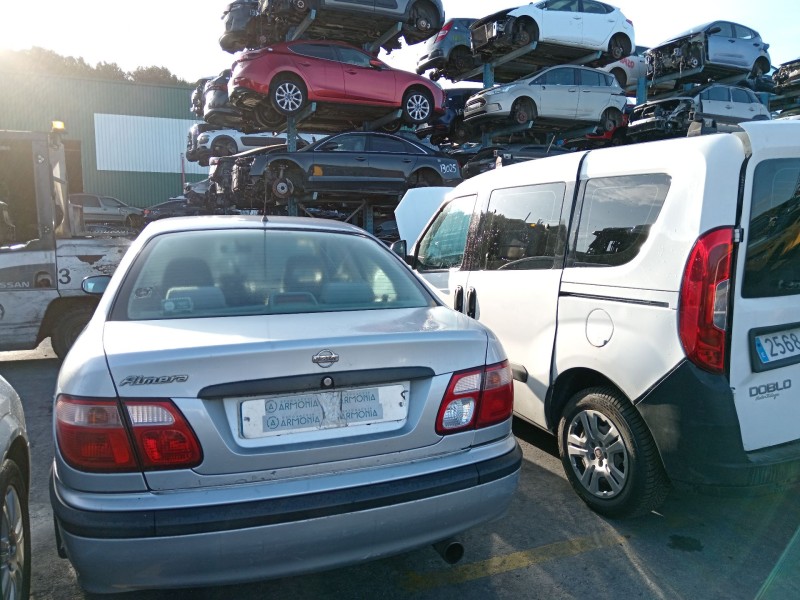 nissan almera ii hatchback (n16) del año 2001