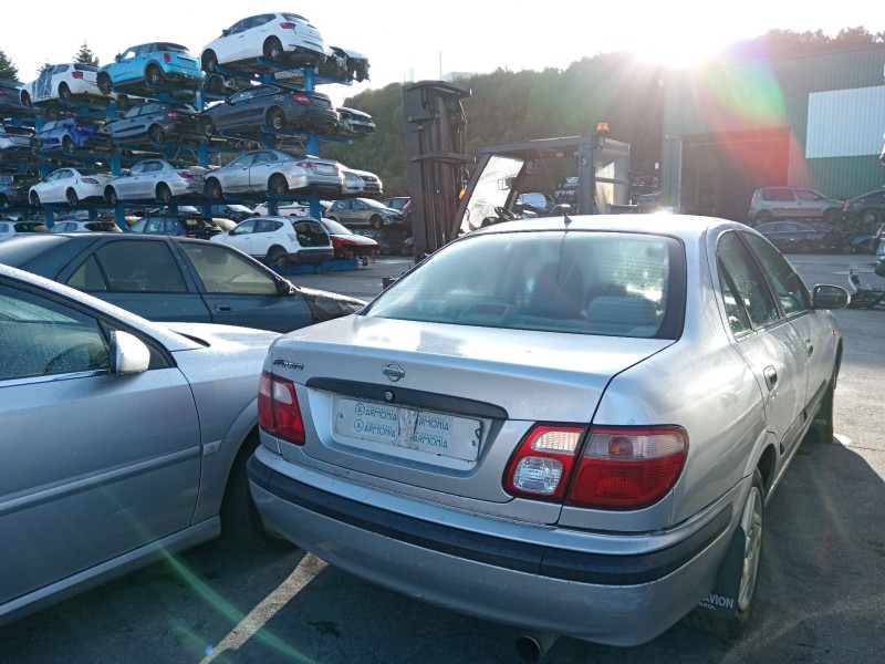 nissan almera ii hatchback (n16) del año 2001