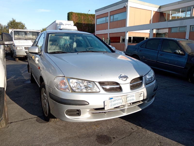 nissan almera ii hatchback (n16) del año 2001