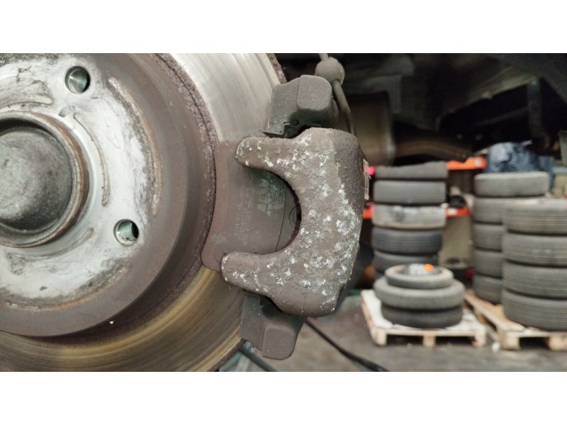 Recambio de pinza freno trasera izquierda para peugeot partner tepee 1.6 bluehdi 100 referencia OEM IAM 9803120580  