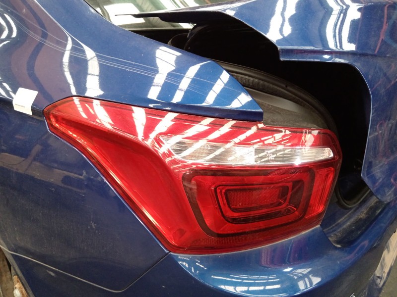 Recambio de piloto trasero izquierdo para citroën c-elysee (dd_) 1.6 bluehdi 100 referencia OEM IAM 9817303780  