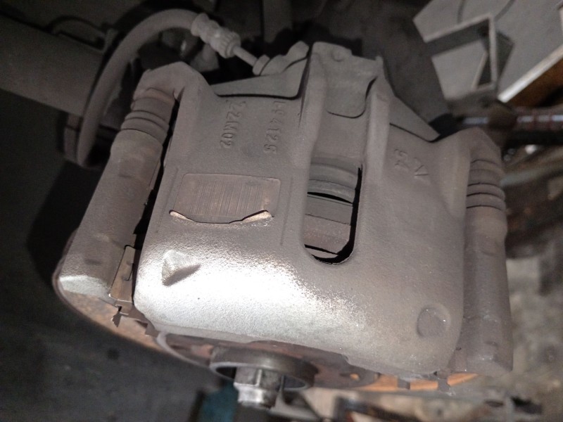 Recambio de pinza freno delantera derecha para citroën c-elysee (dd_) 1.5 bluehdi 100 referencia OEM IAM   