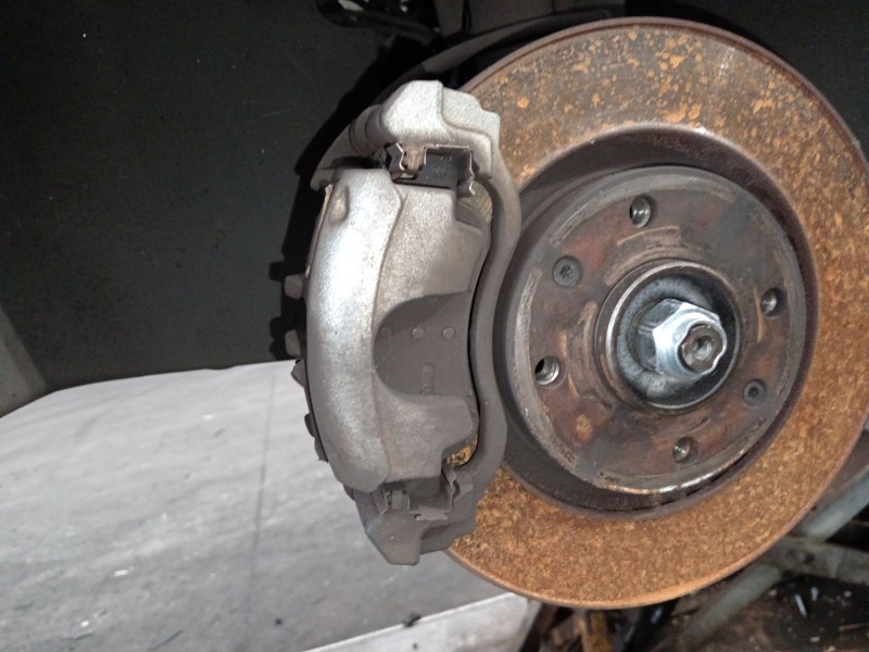 Recambio de pinza freno delantera izquierda para citroën c-elysee (dd_) 1.5 bluehdi 100 referencia OEM IAM   