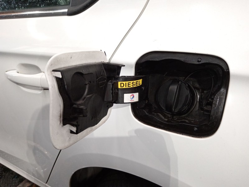 Recambio de tapa exterior combustible para citroën c-elysee (dd_) 1.6 bluehdi 100 referencia OEM IAM   