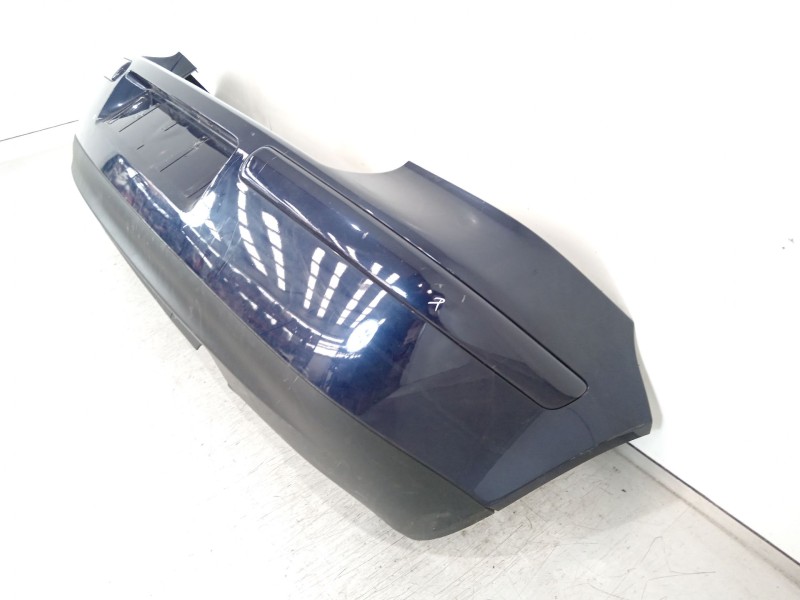 Recambio de paragolpes trasero para volkswagen golf iv (1j1) 1.9 tdi referencia OEM IAM 1J6807421  