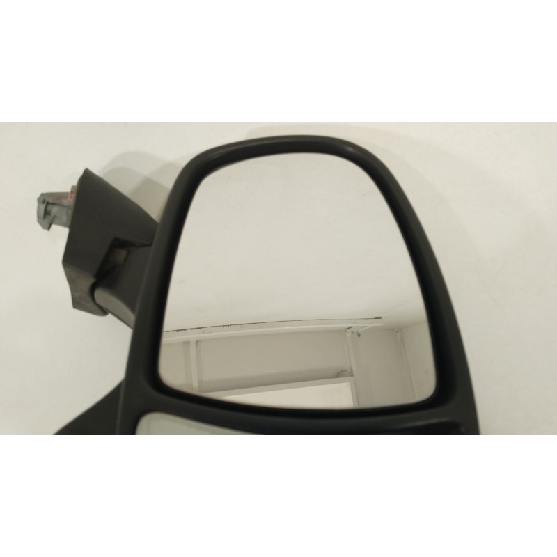 Recambio de retrovisor derecho para opel vivaro a furgoneta (x83) 2.5 dti (f7) referencia OEM IAM 91160051  