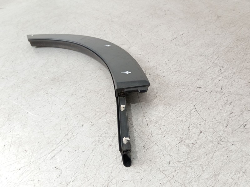 Recambio de aletin trasero derecho para honda cr-v vi hybrid referencia OEM IAM 753903A0A050  