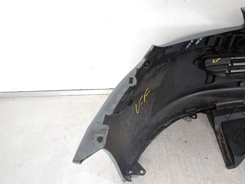 Recambio de paragolpes delantero para peugeot 307 cc (3b) 2.0 16v referencia OEM IAM 9643067477  