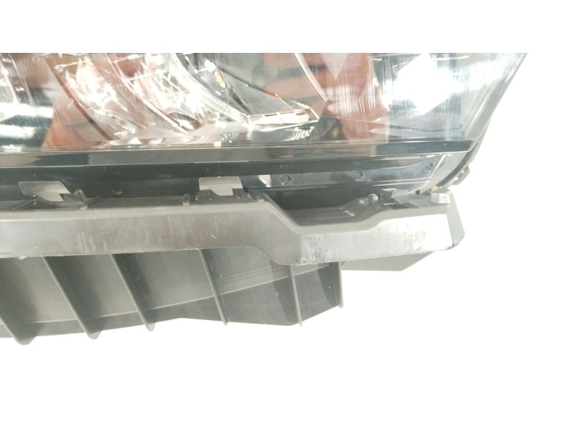 Recambio de faro derecho para honda cr-v vi hybrid referencia OEM IAM   