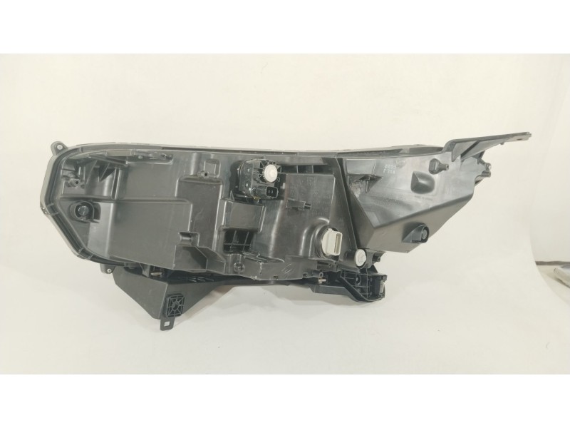 Recambio de faro derecho para honda cr-v vi hybrid referencia OEM IAM   
