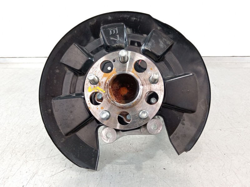 Recambio de mangueta trasera derecha para honda cr-v vi hybrid referencia OEM IAM WRF92238190118  