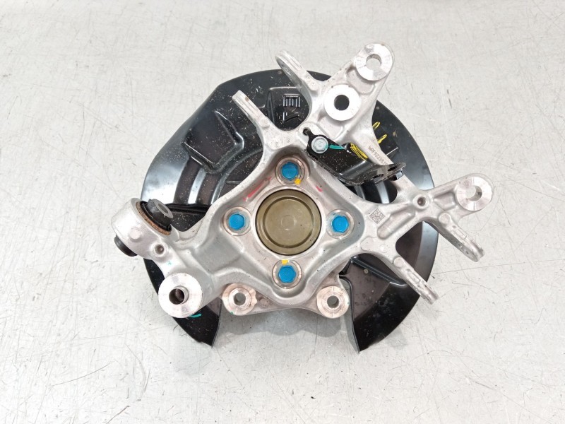 Recambio de mangueta trasera derecha para honda cr-v vi hybrid referencia OEM IAM WRF92238190118  