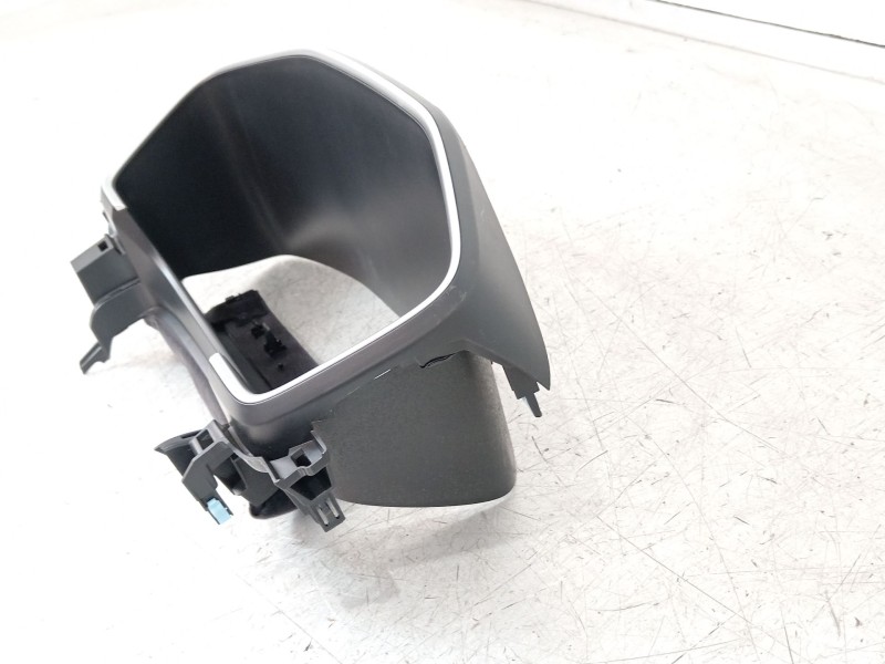 Recambio de moldura para honda cr-v vi hybrid referencia OEM IAM 772003B4H020 GK815111100 772003B4H1