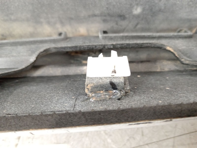 Recambio de moldura puerta trasera izquierda para honda cr-v vi hybrid referencia OEM IAM 753333B4H120  